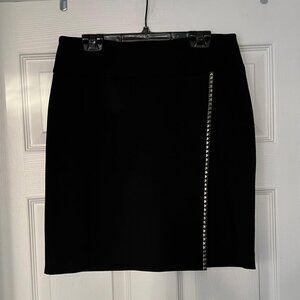 LOUBEN P-O-R-T-F-O-L-I-O  Black Skirt Size 6